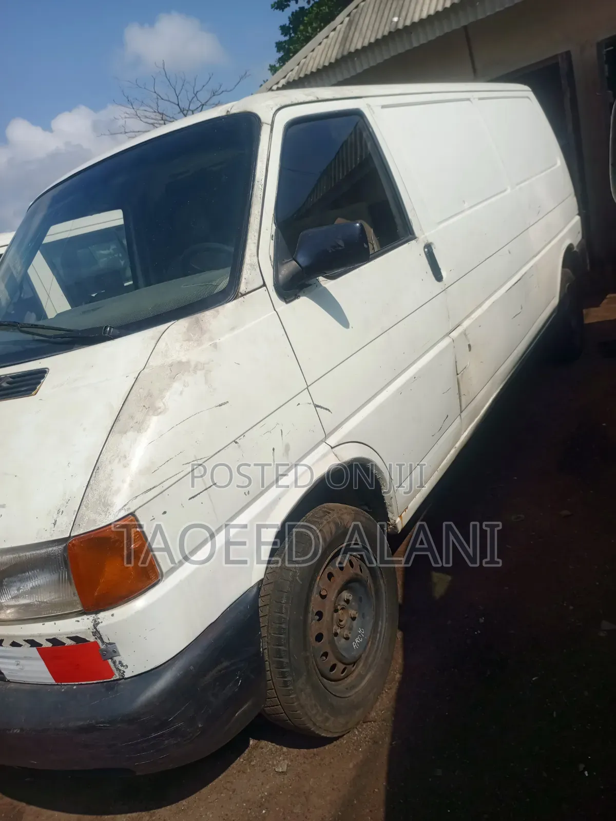 Volkswagen Transporter 2001 White