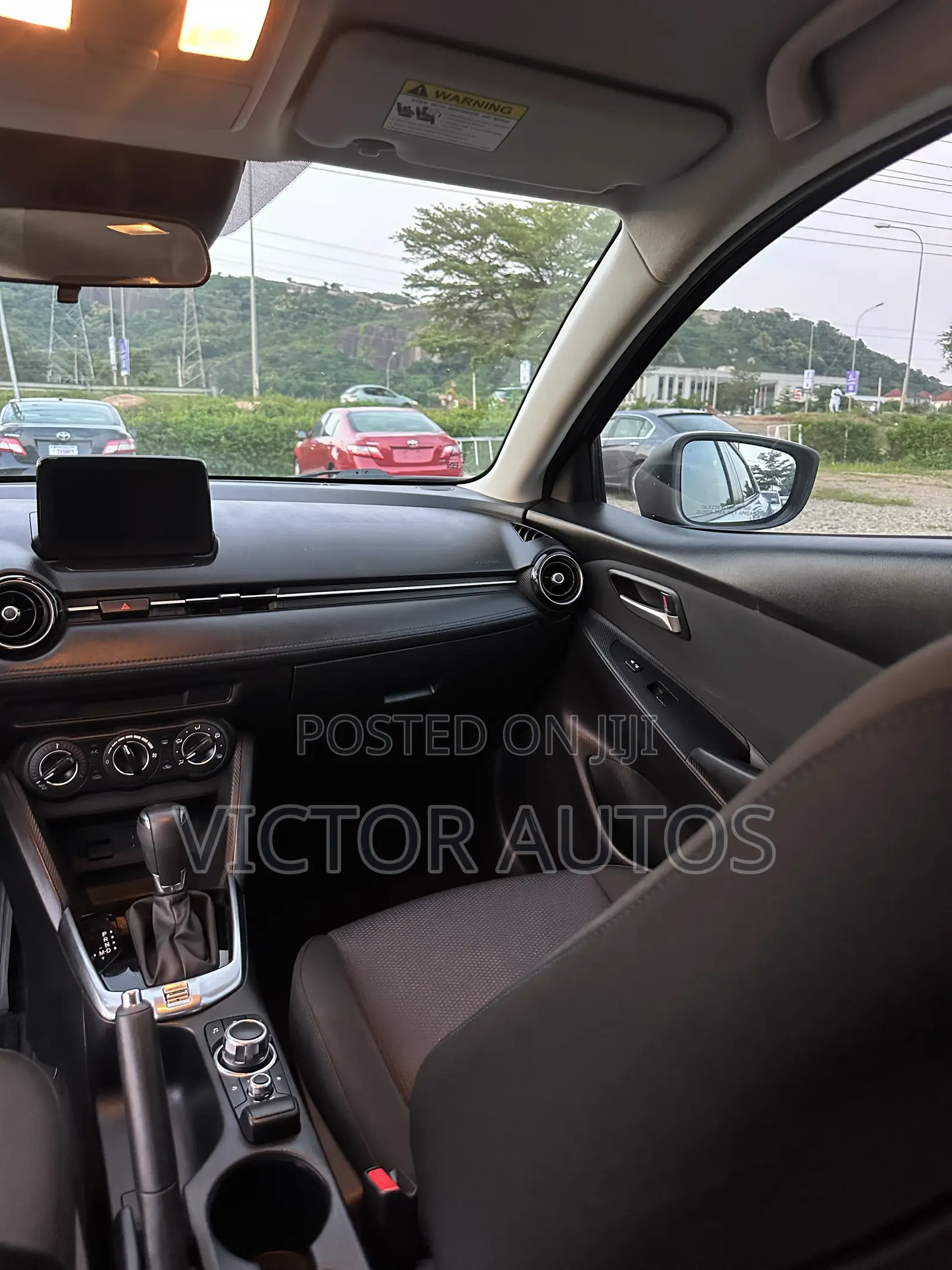 Toyota Yaris 2020 Silver