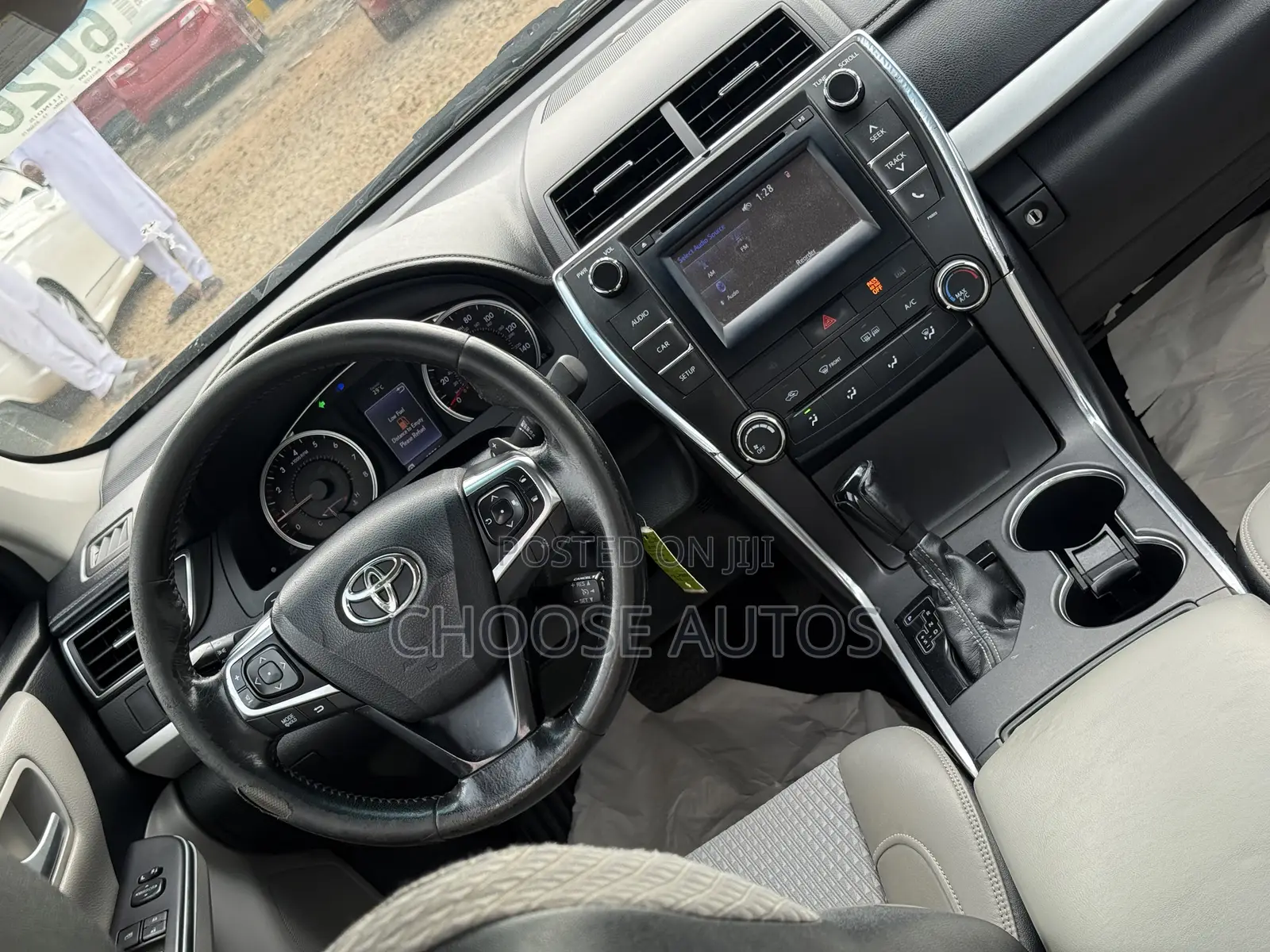 Toyota Camry SE 4dr Sedan (2.5L 4cyl 6A) 2015 Gray