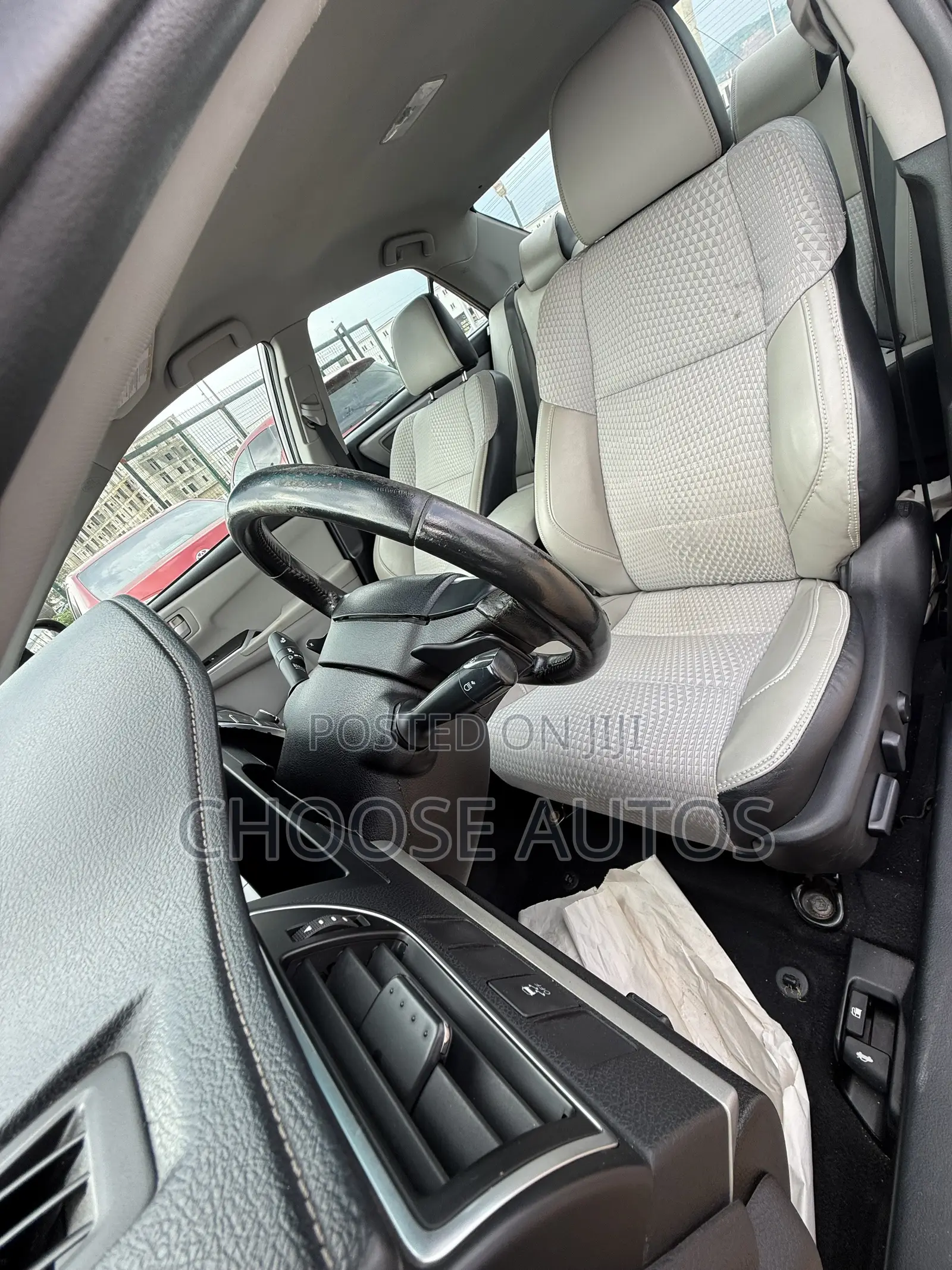 Toyota Camry SE 4dr Sedan (2.5L 4cyl 6A) 2015 Gray
