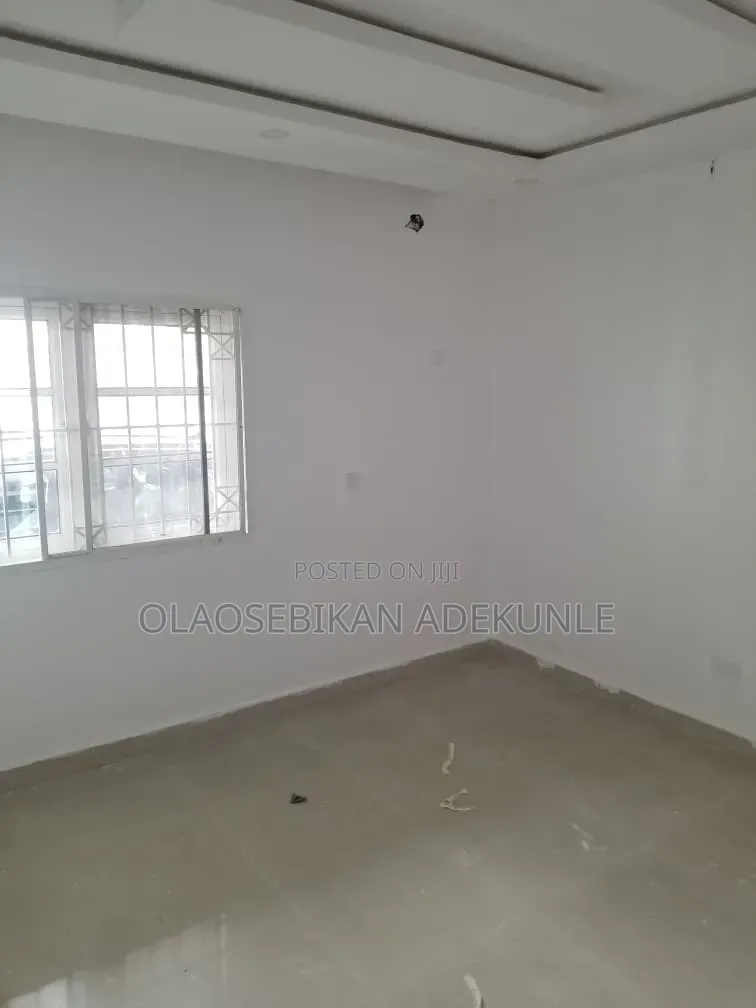 3bdrm Block of Flats in Liberty Academy Opp, Akala Express for sale