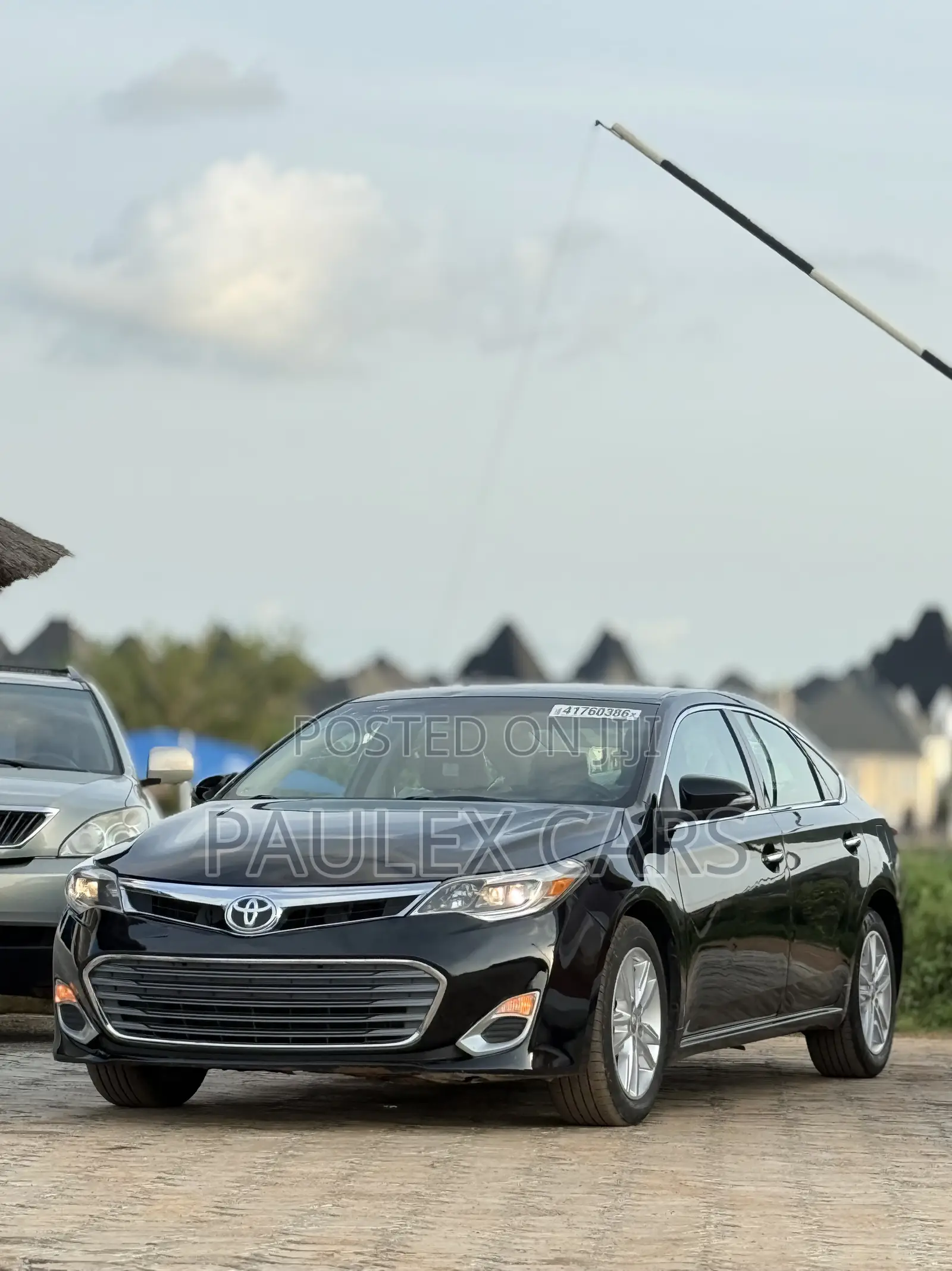 Toyota Avalon XLE Premium FWD Sedan (3.6L 6cyl 6A) 2016 Black