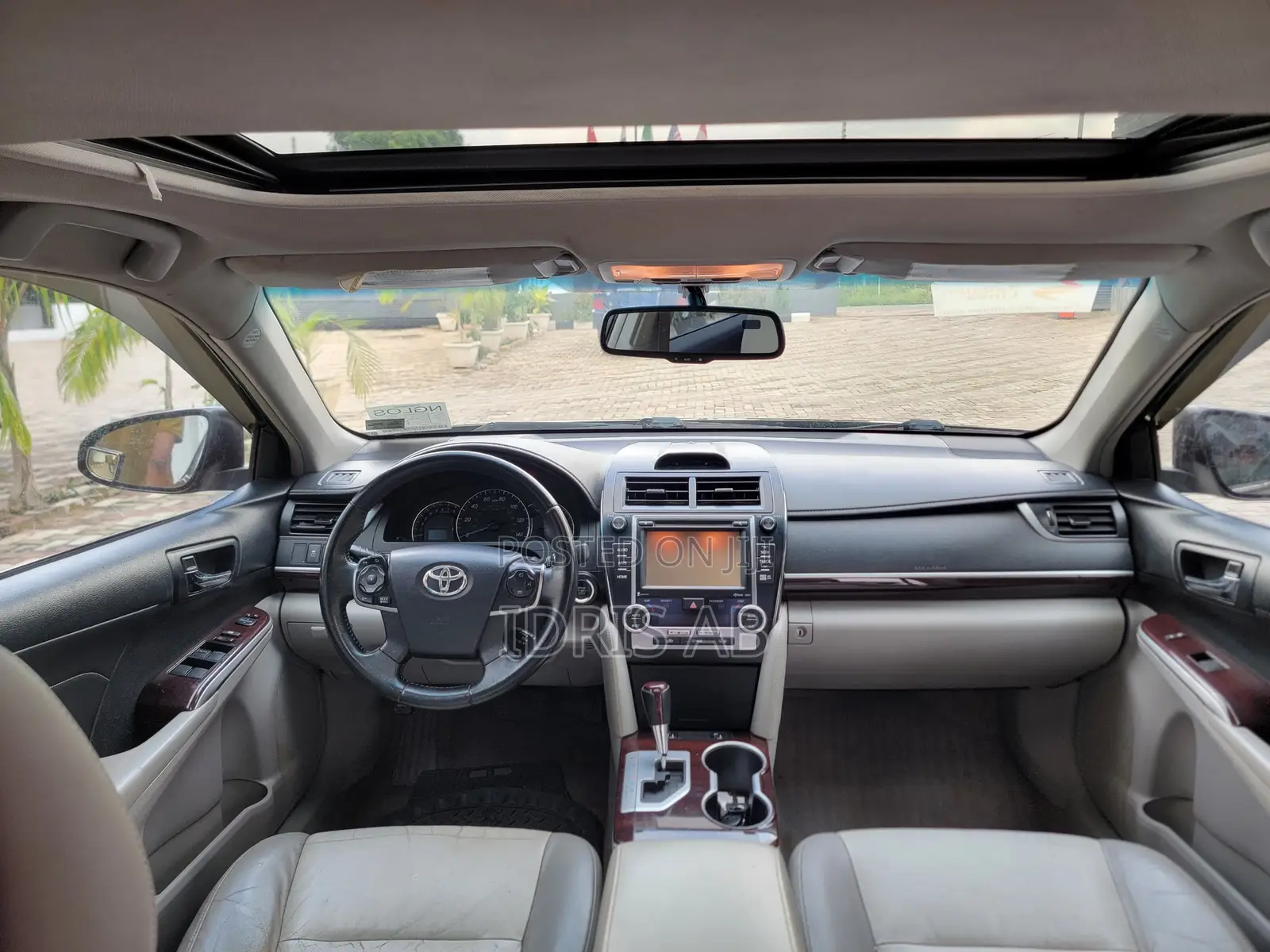 Toyota Camry XLE 4dr Sedan (2.5L 4cyl 6A) 2014 Black