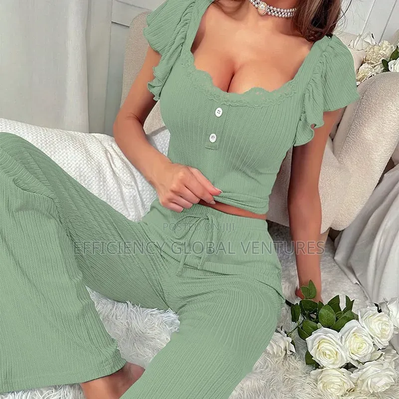 ​Women's Ribbed Pajama Set - Ruffle Crop Top Pants