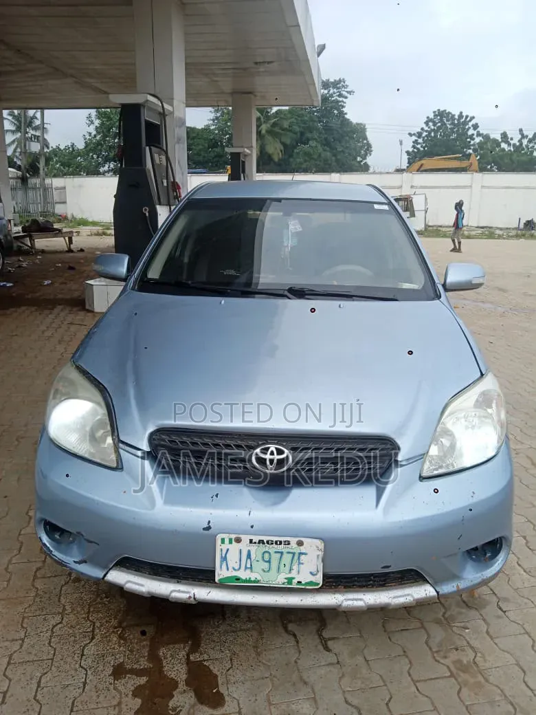 Toyota Matrix 2004 Blue