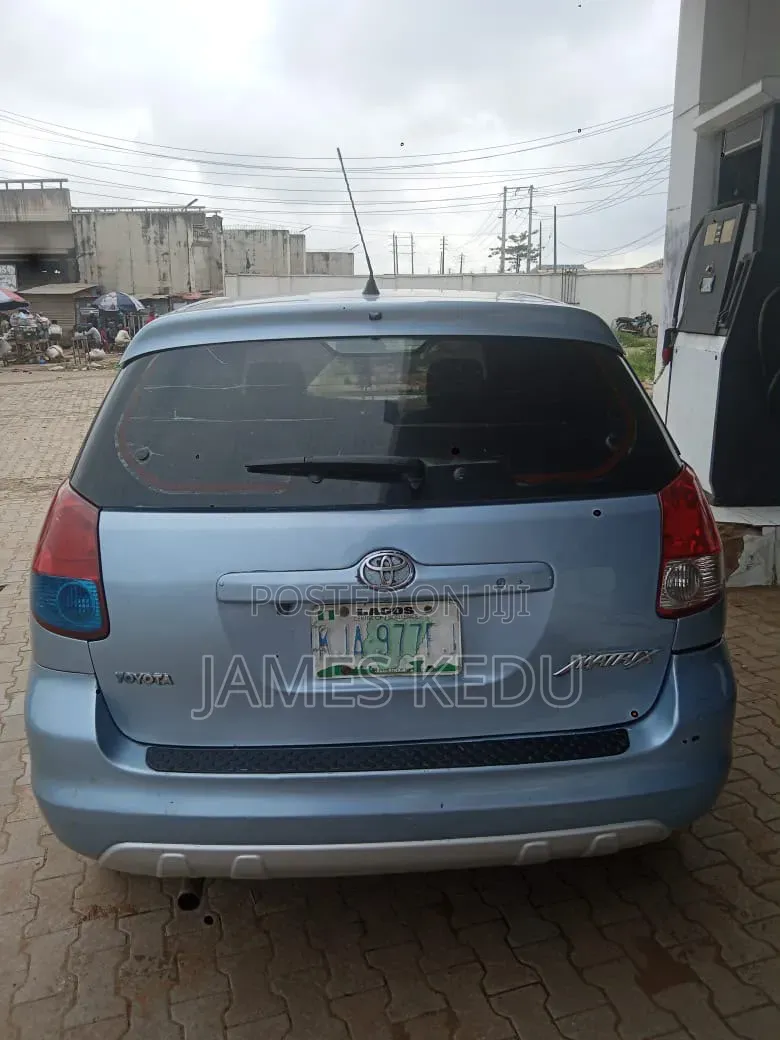 Toyota Matrix 2004 Blue