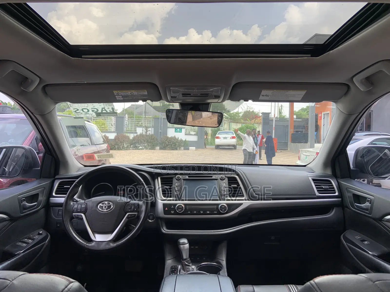 Toyota Highlander SE 2019 White