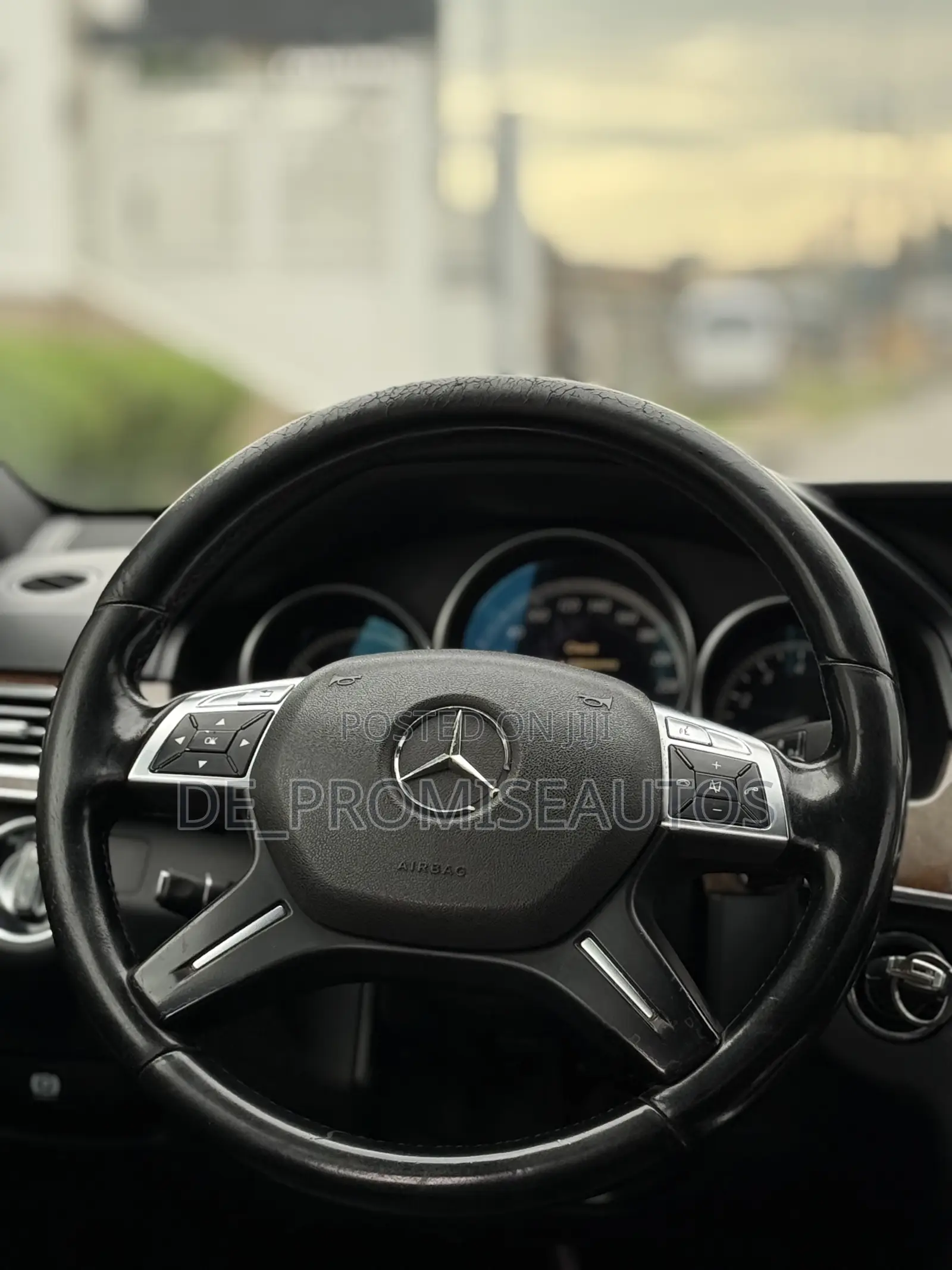 Mercedes-Benz E200 2013