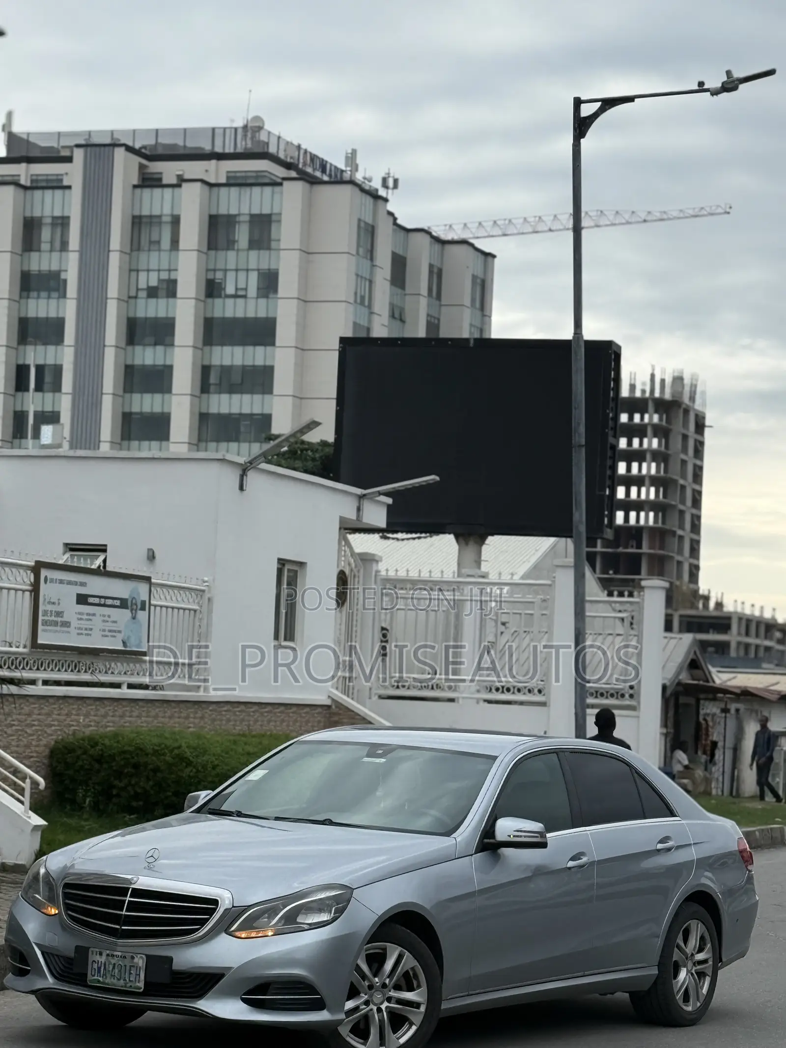 Mercedes-Benz E200 2013