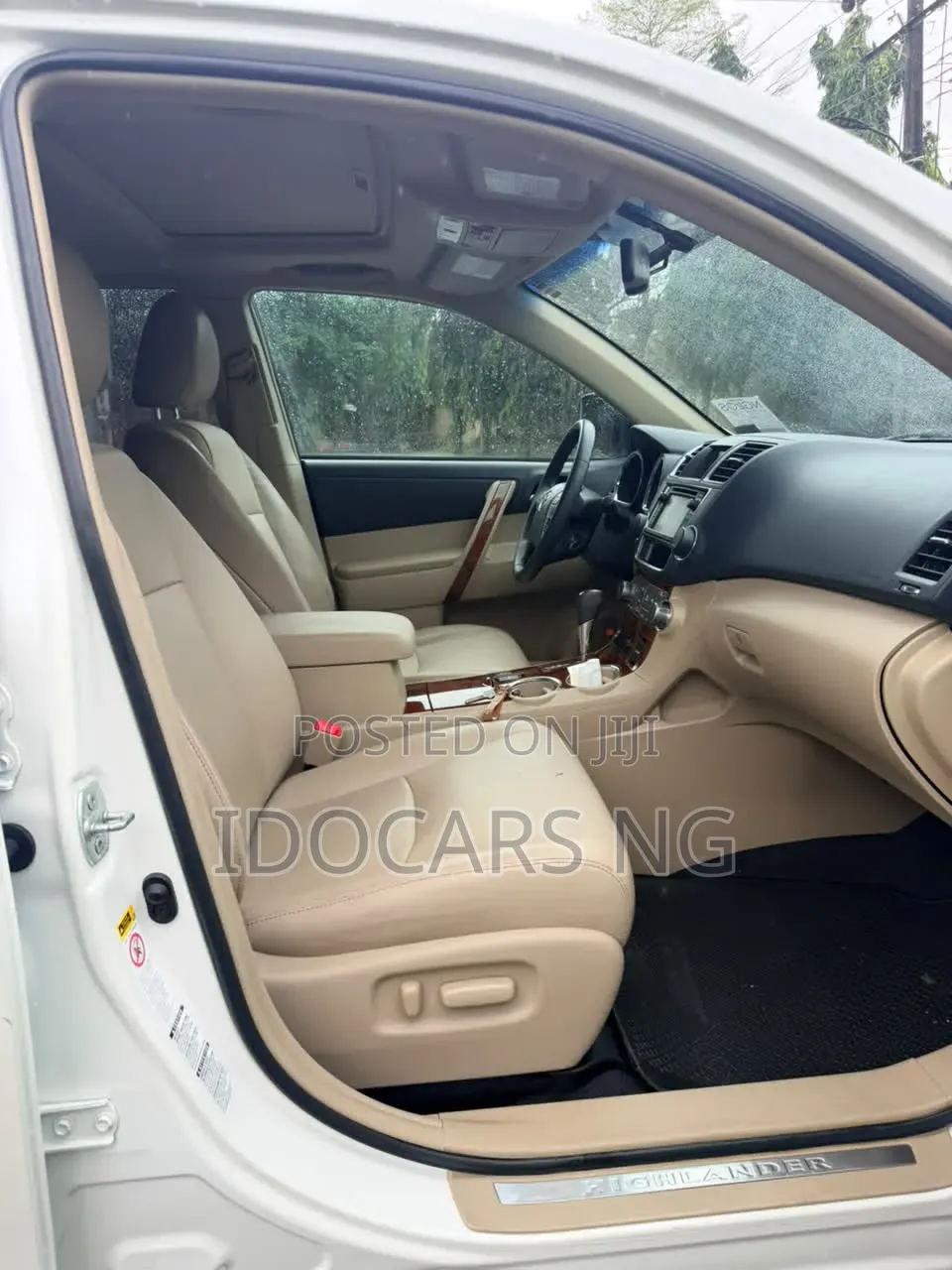 Toyota Highlander Limited 3.5l 4WD 2013 White