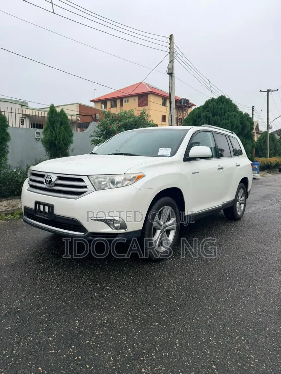 Toyota Highlander Limited 3.5l 4WD 2013 White