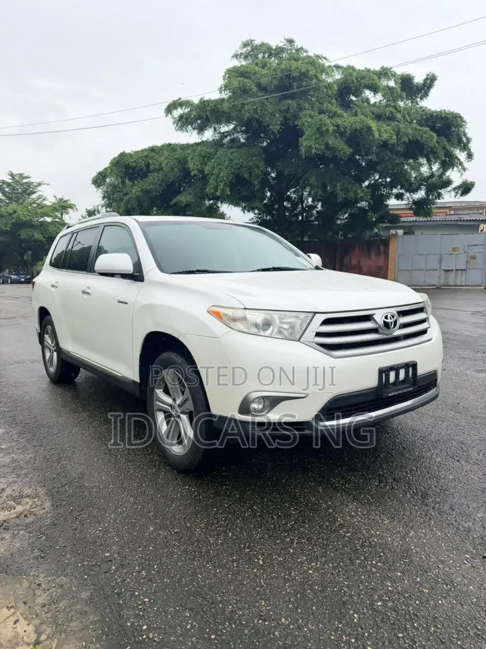 Toyota Highlander Limited 3.5l 4WD 2013 White