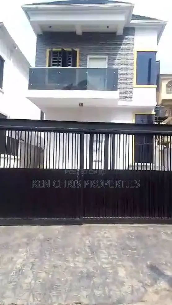 Furnished 5bdrm Duplex in Kosofe / Kosofe for sale