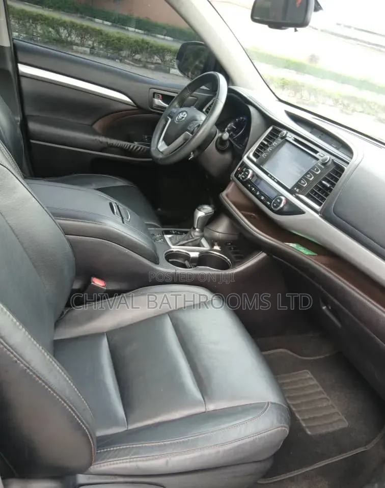 Toyota Highlander 2016 Brown