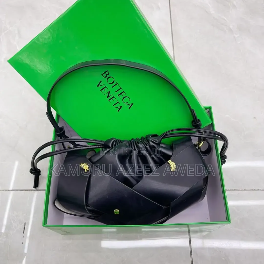 BOTTEGA VENETA Best Quality in Market