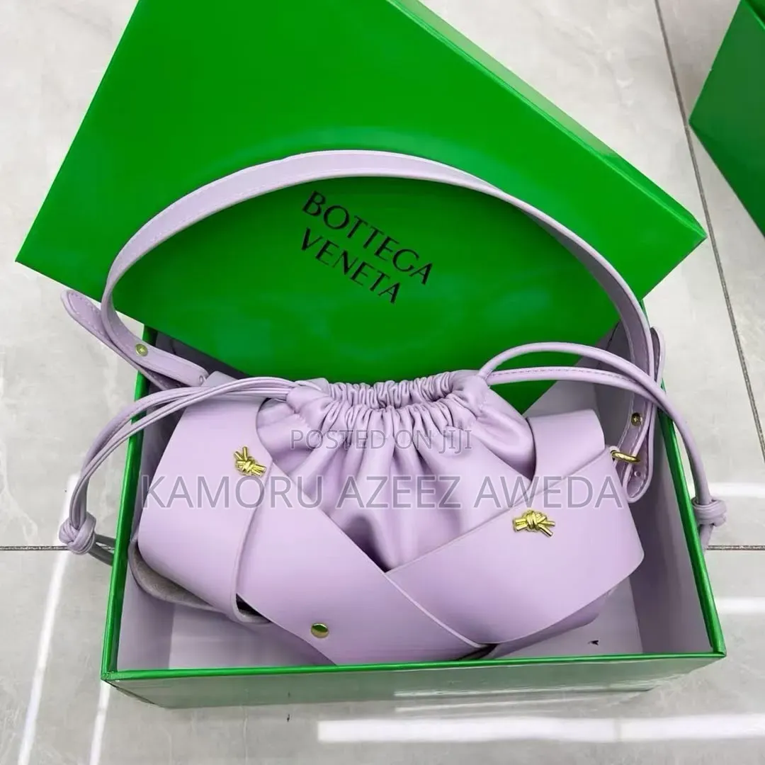 BOTTEGA VENETA Best Quality in Market