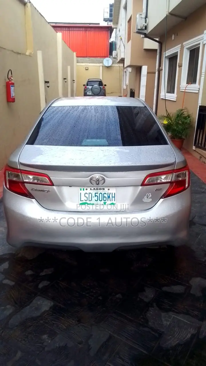 Toyota Camry L 4dr Sedan (2.5L 4cyl 6A) 2014 Silver