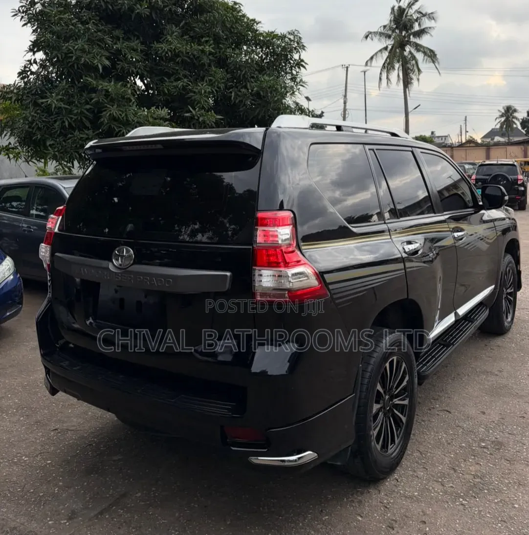 Toyota Land Cruiser Prado 2014 Black