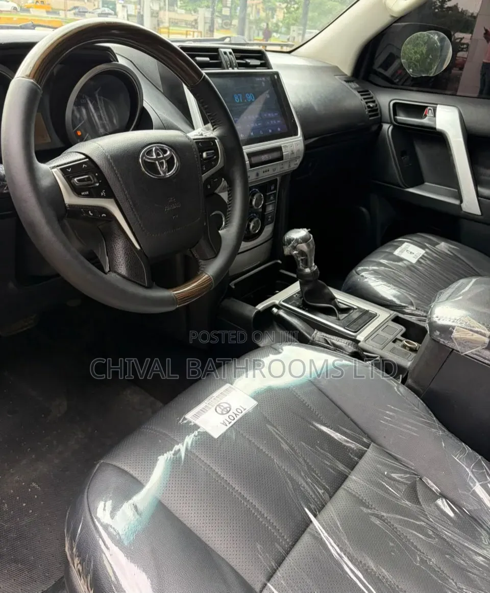 Toyota Land Cruiser Prado 2014 Black