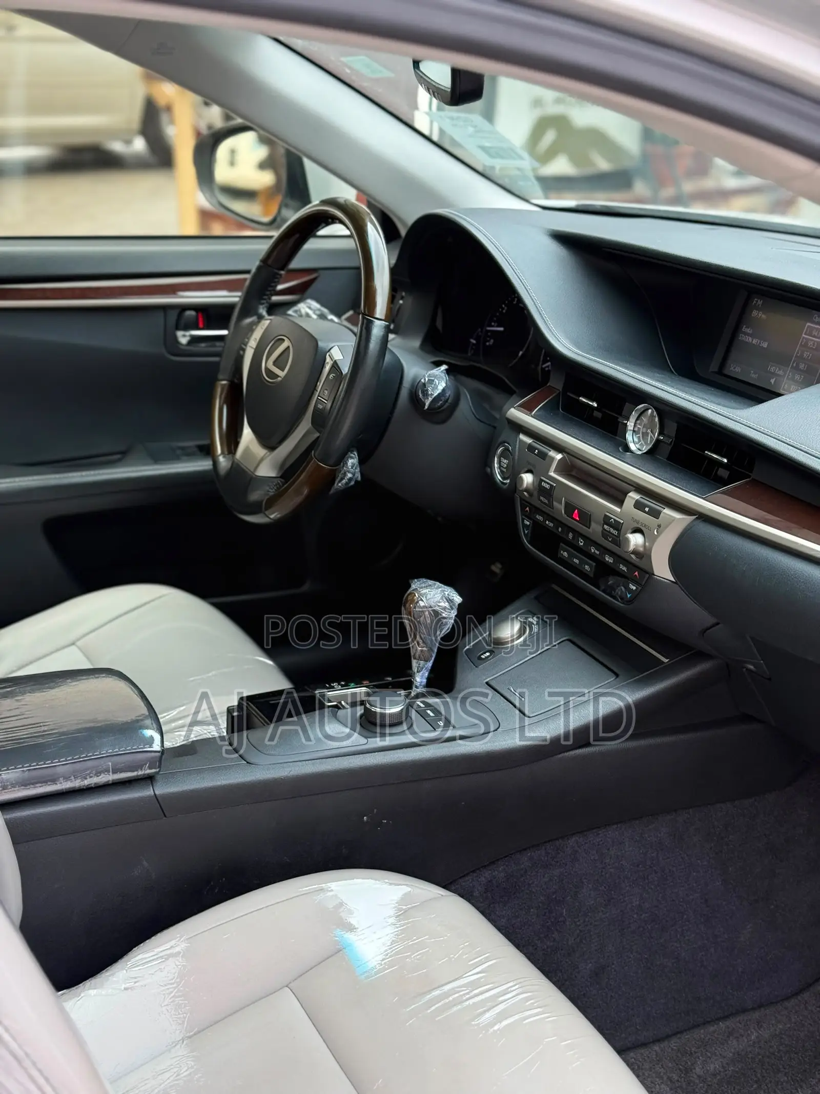 Lexus ES 350 FWD 2013 Silver