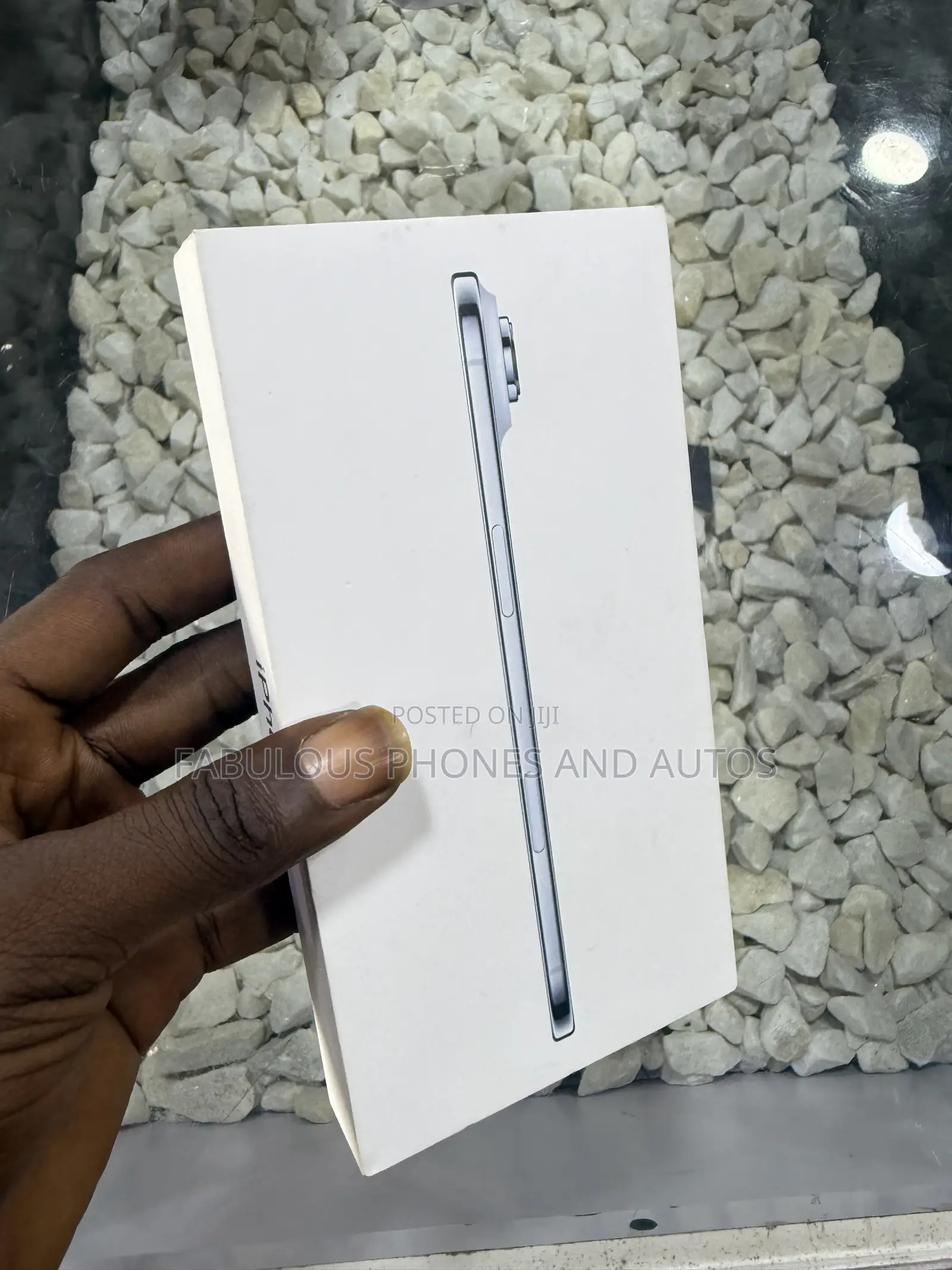 New Apple iPhone Air 256 GB Gold