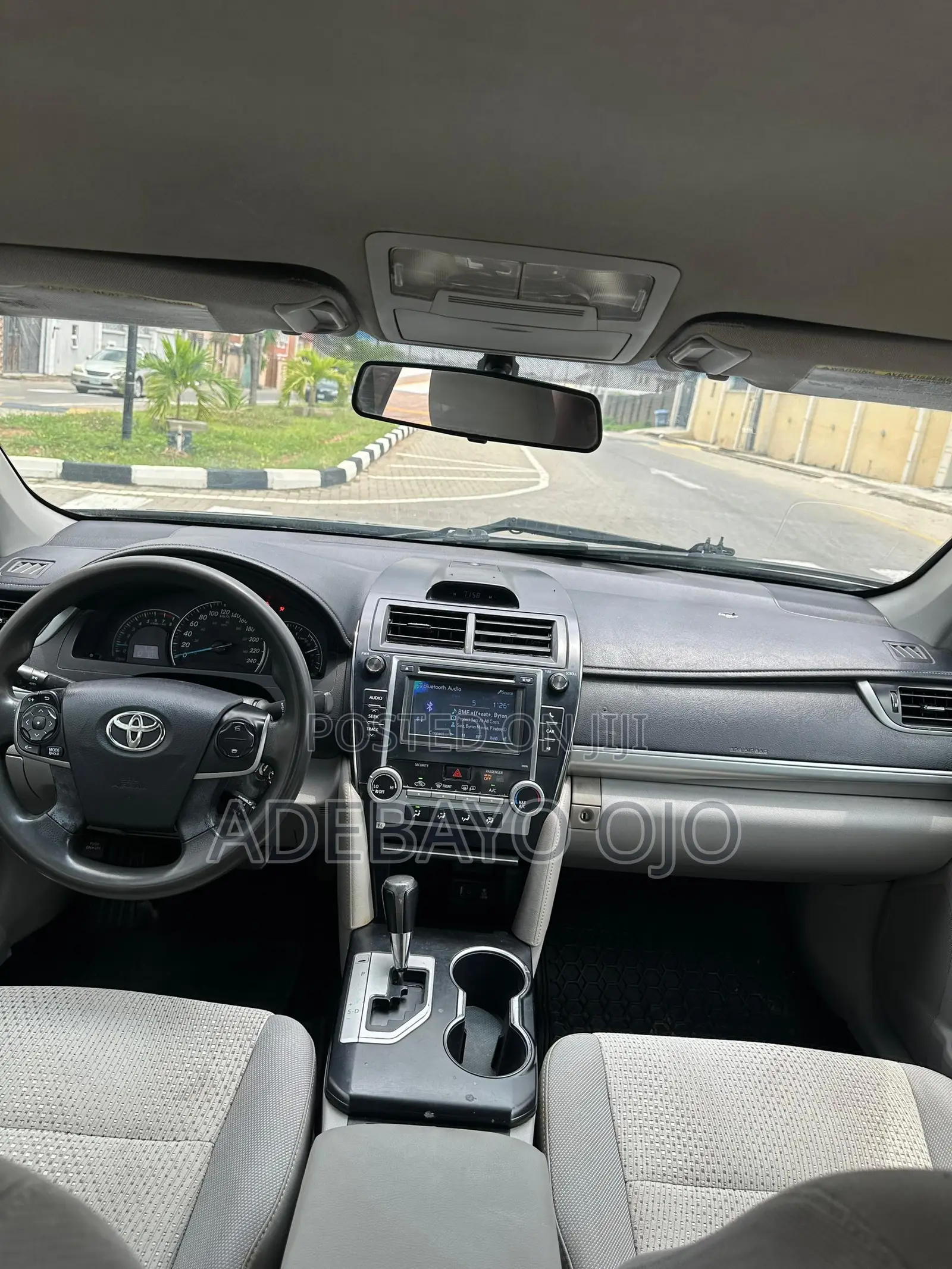 Toyota Camry LE 4dr Sedan (2.5L 4cyl 6A) 2013 Gray