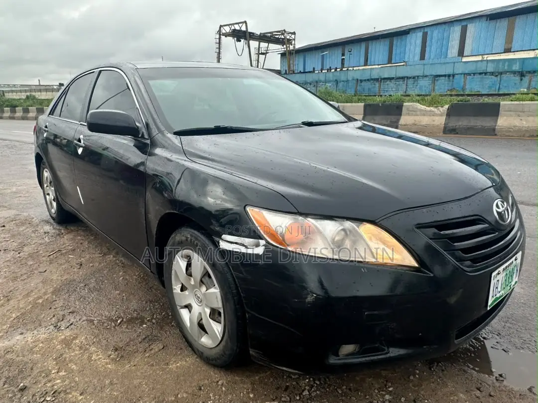 Toyota Camry LE 4dr Sedan (2.4L 4cyl 5A) 2009 Black