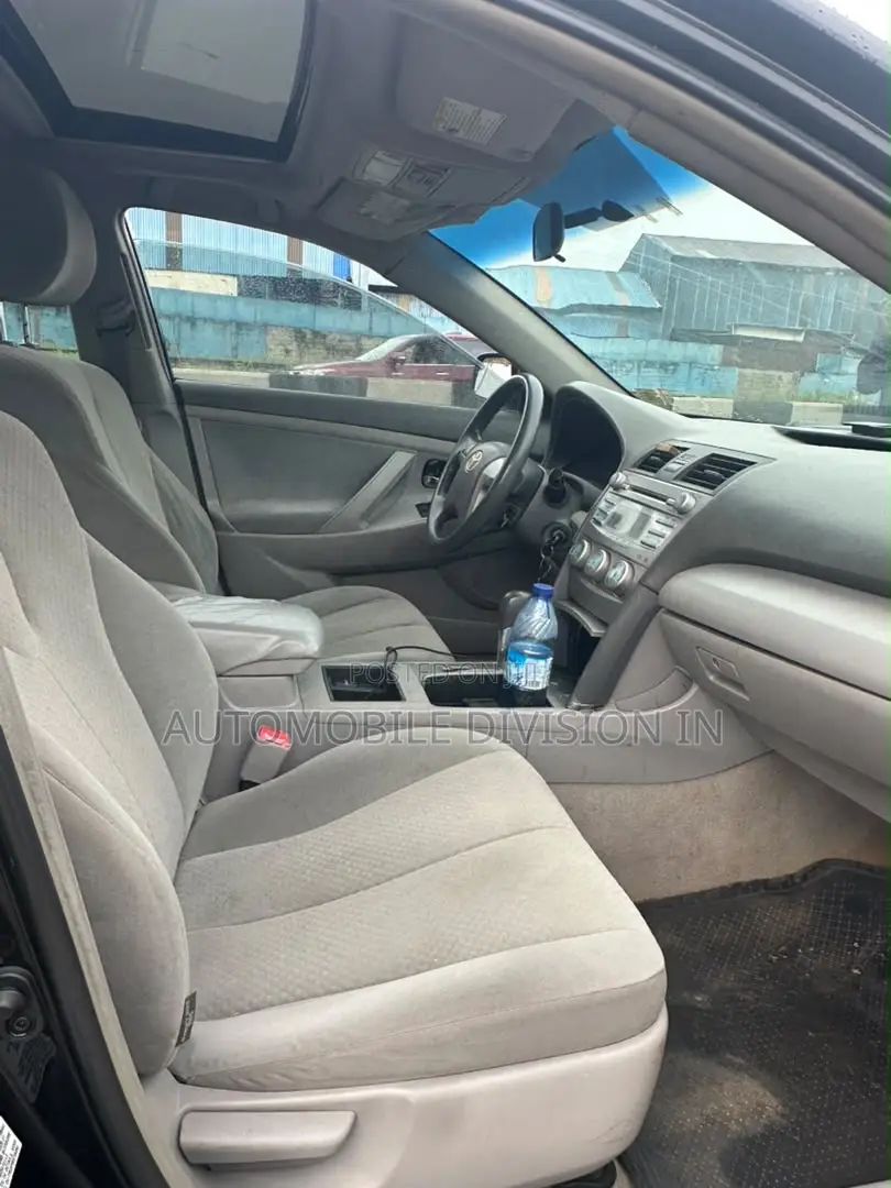 Toyota Camry LE 4dr Sedan (2.4L 4cyl 5A) 2009 Black