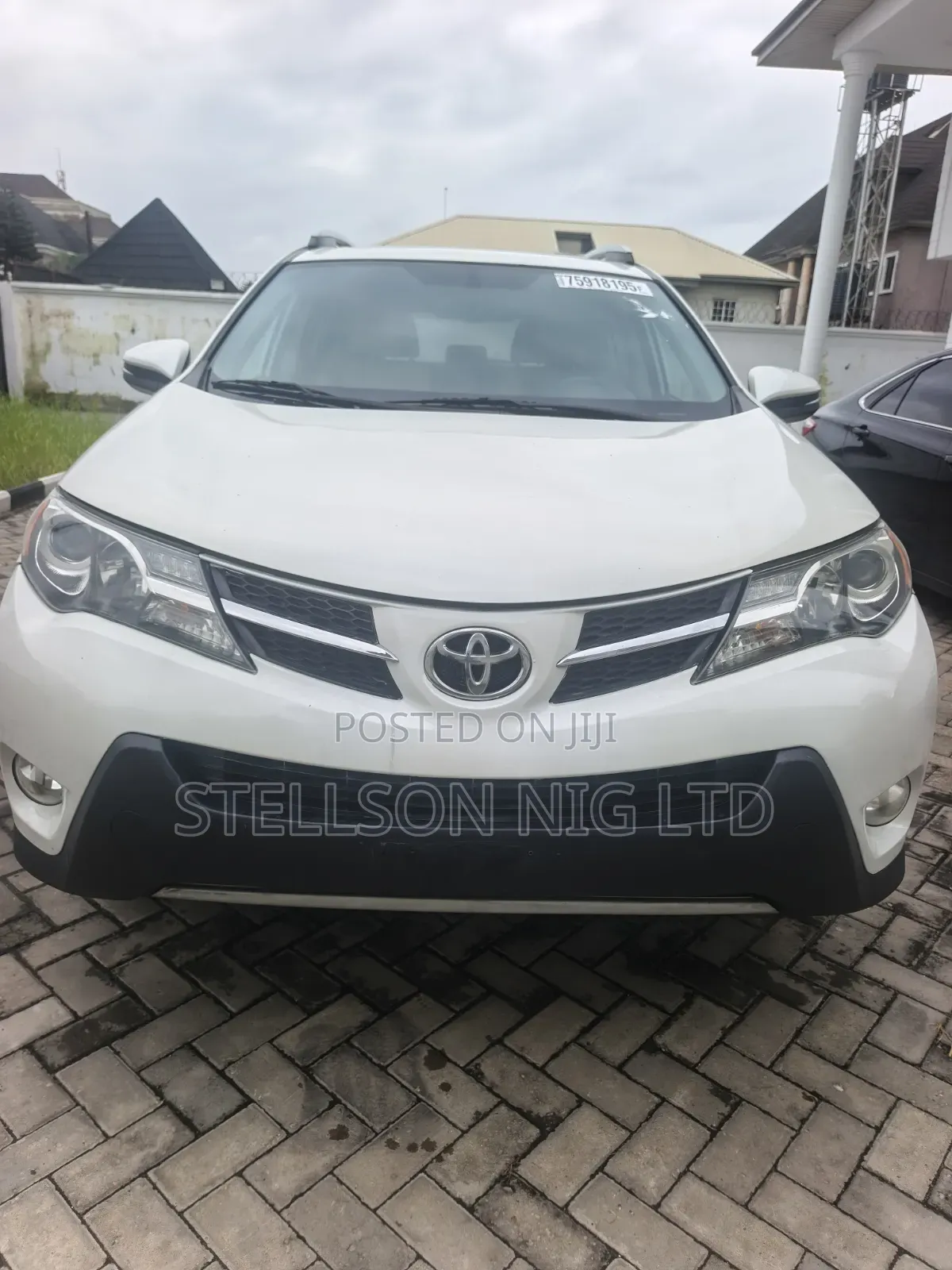 Toyota RAV4 Limited 4dr SUV AWD (2.5L 4cyl 6A) 2014 White