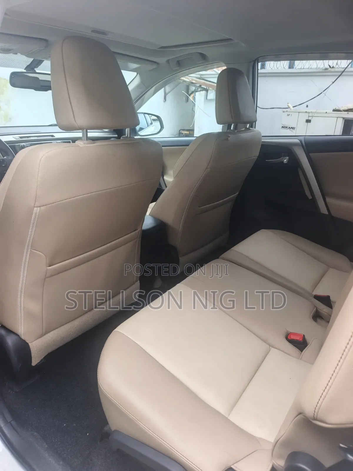 Toyota RAV4 Limited 4dr SUV AWD (2.5L 4cyl 6A) 2014 White