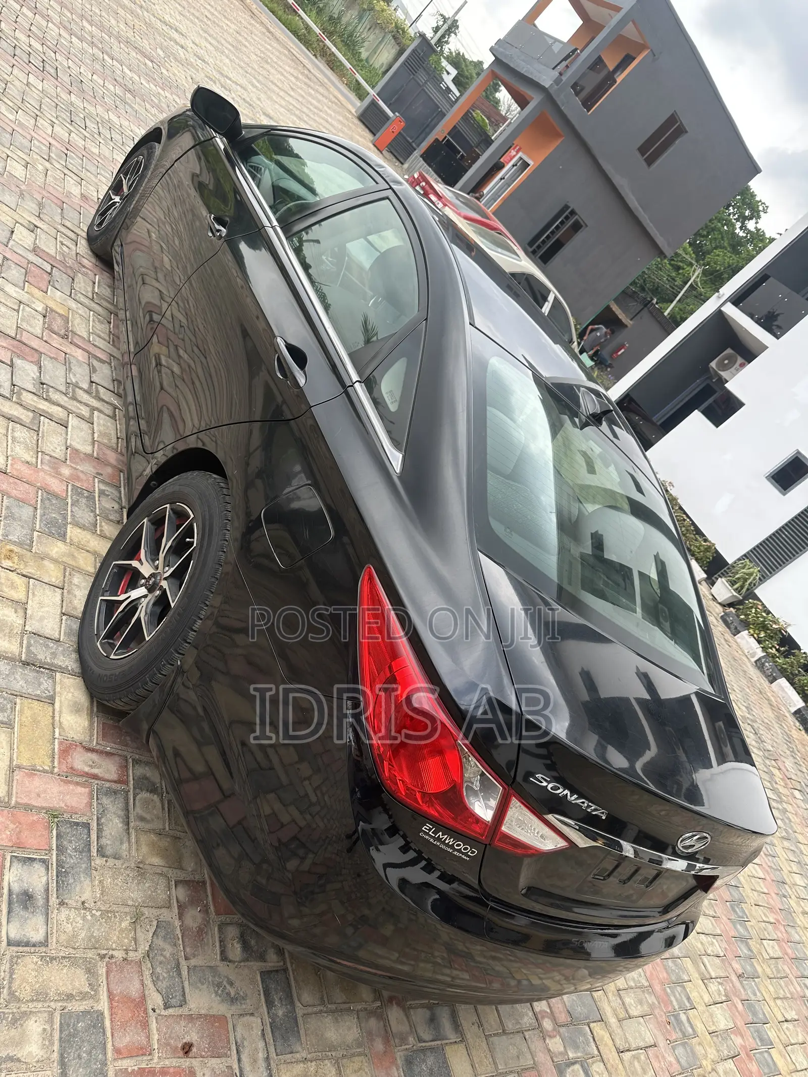 Hyundai Sonata Limited 2.0T Sedan (2.0L 4cyl 6A) 2013 Black