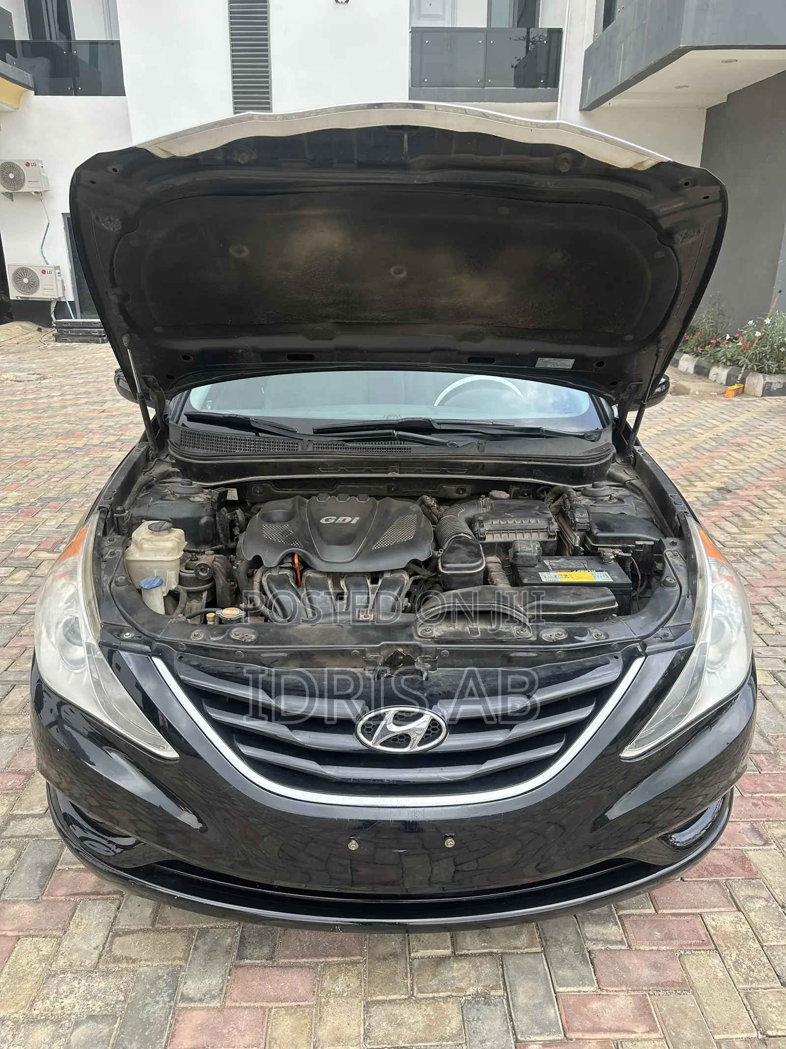 Hyundai Sonata Limited 2.0T Sedan (2.0L 4cyl 6A) 2013 Black