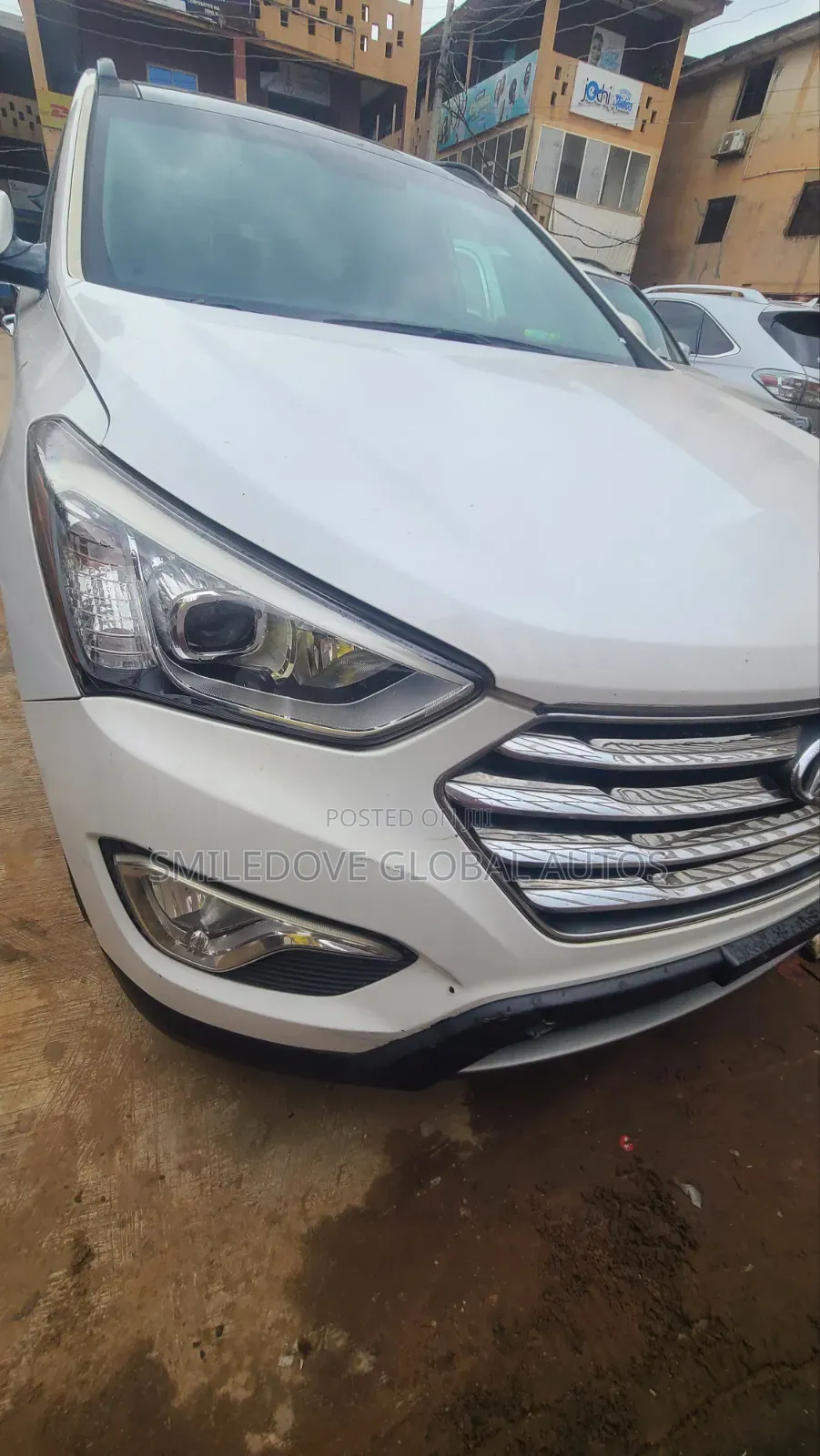 Hyundai Santa Fe 2013 White