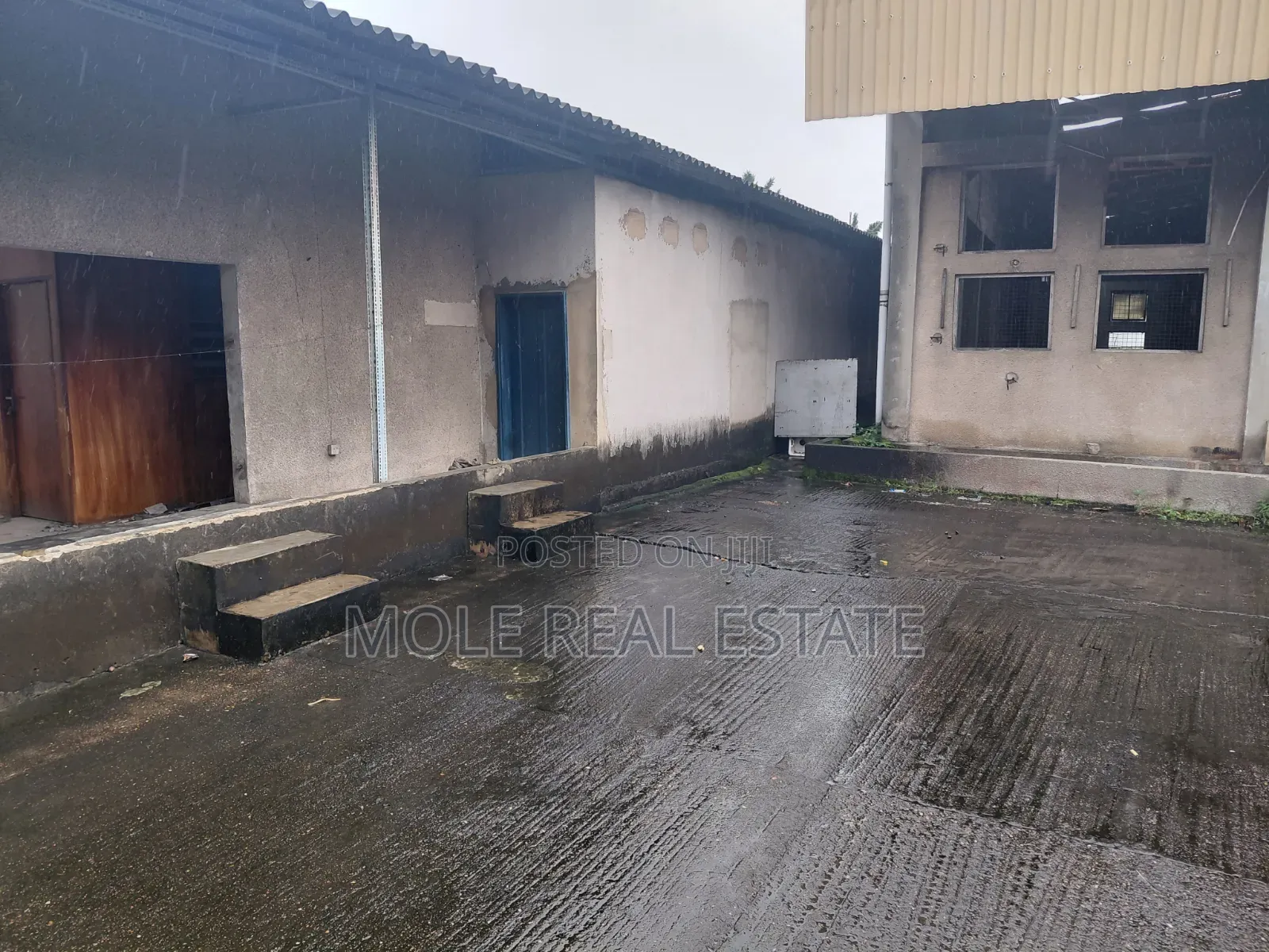 3 Acers (18 Plots) Fenced and Gated Eric More Surulere