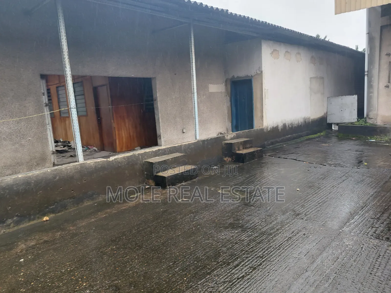 3 Acers (18 Plots) Fenced and Gated Eric More Surulere