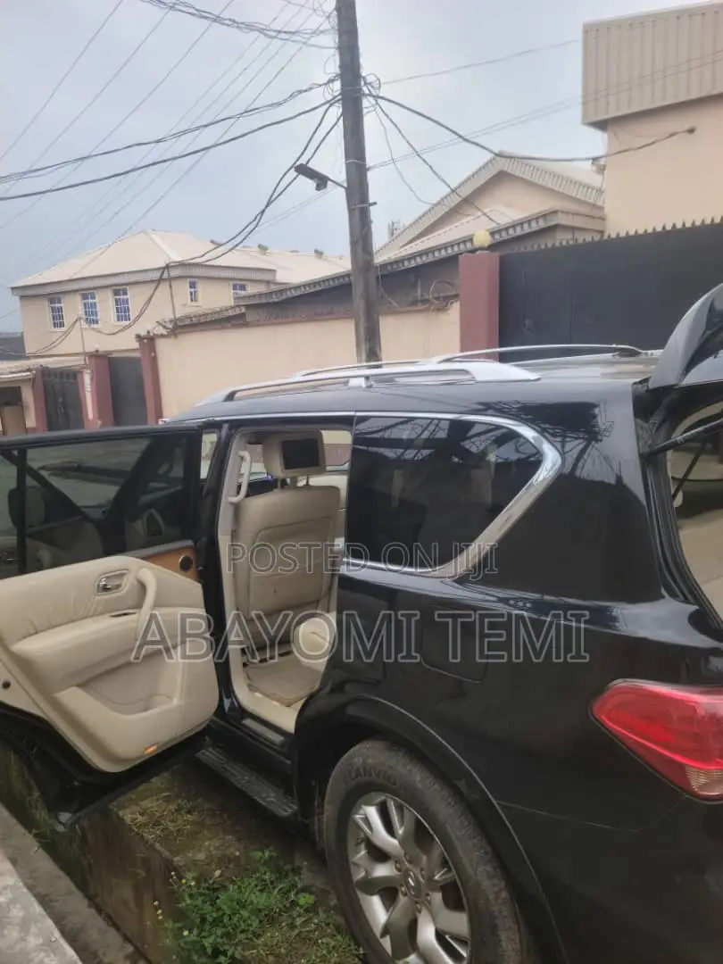 Infiniti QX56 2011 Black