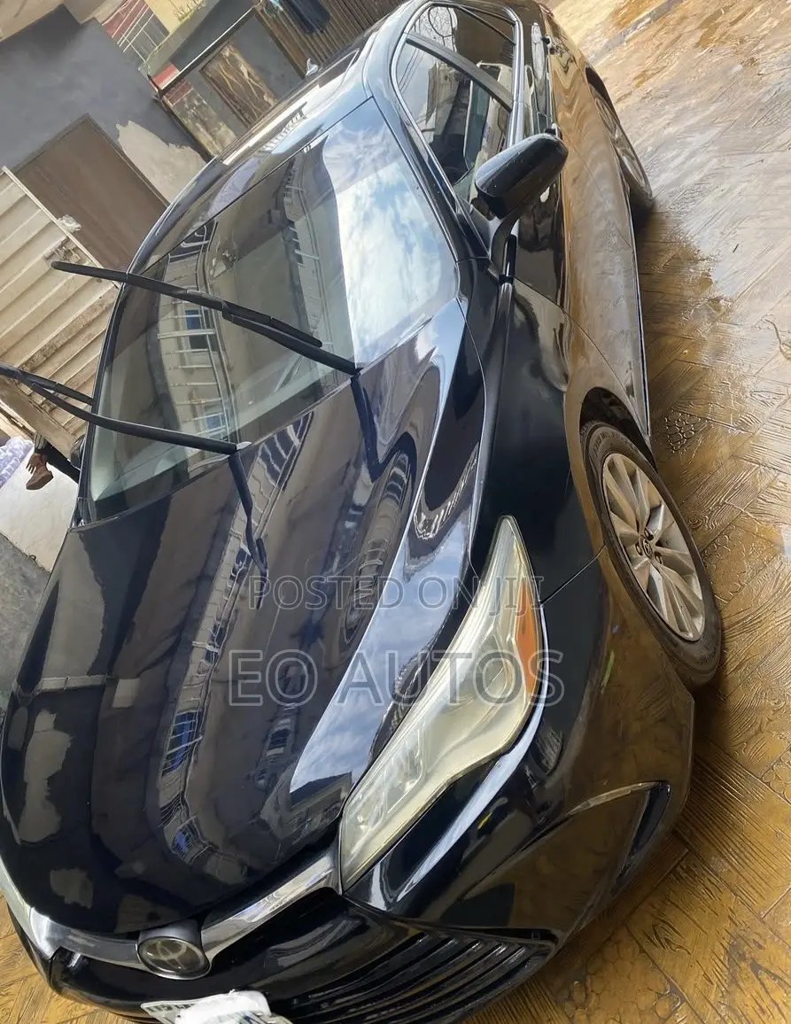 Toyota Camry XLE 4dr Sedan (3.5L 6cyl 6A) 2015 Black