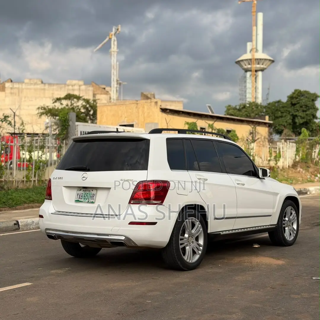 Mercedes-Benz GLK-Class 350 4MATIC 2013 White