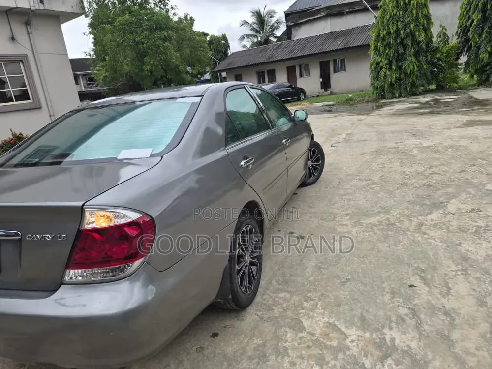 Toyota Camry LE 4dr Sedan (2.4L 4cyl 5A) 2006 Teal