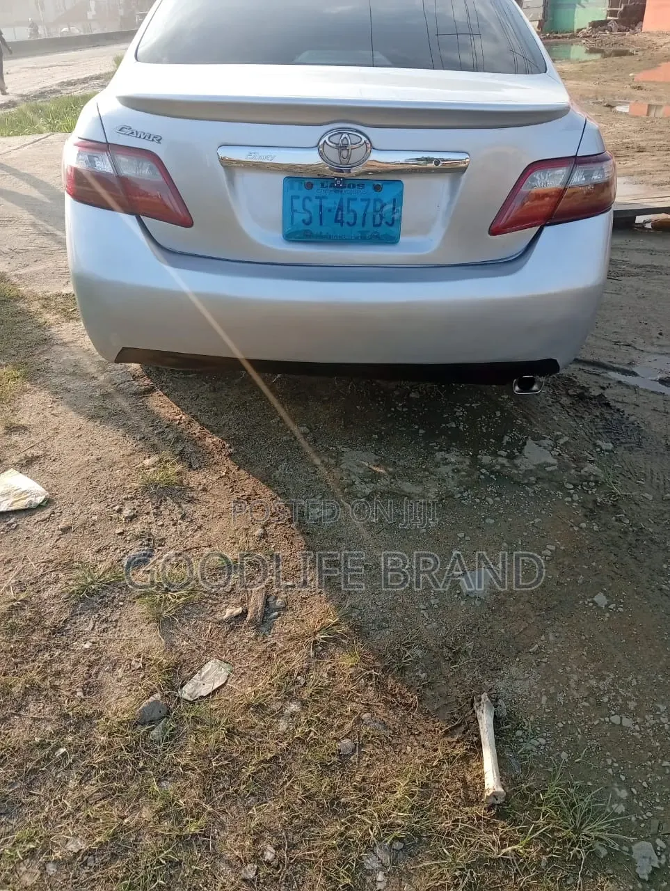 Toyota Camry XLE 4dr Sedan (2.4L 4cyl 5A) 2009 Ivory
