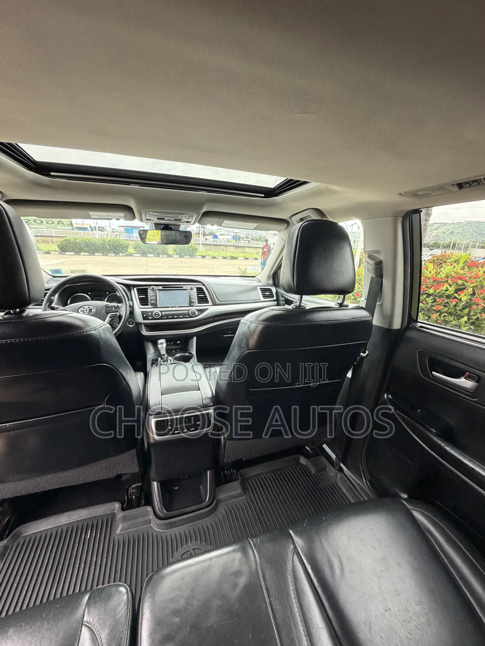 Toyota Highlander XLE 4x4 V6 (3.5L 6cyl 8A) 2018 Black