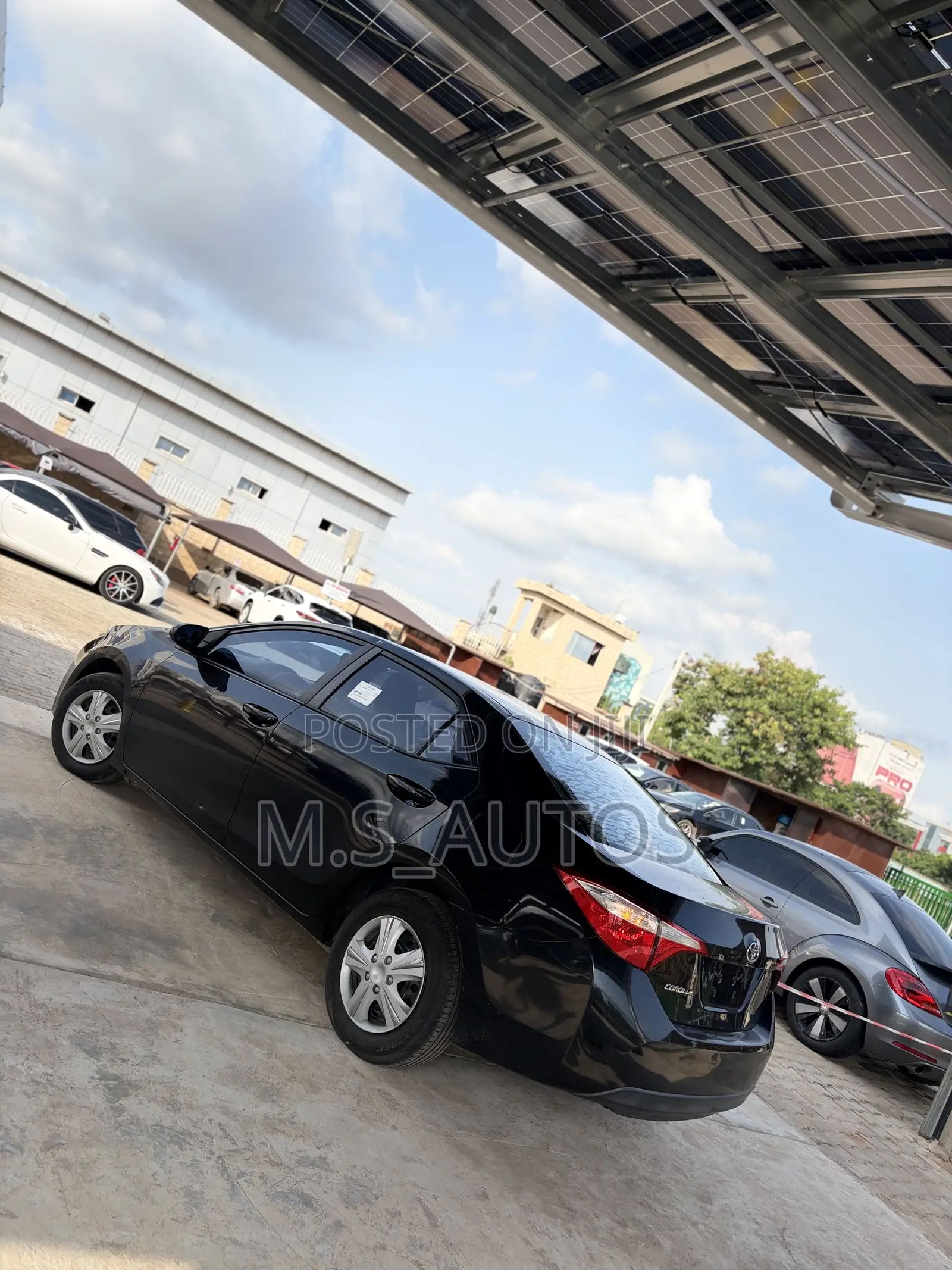 Toyota Corolla LE Plus 4dr Sedan (1.8L 4cyl CVT) 2015 Black