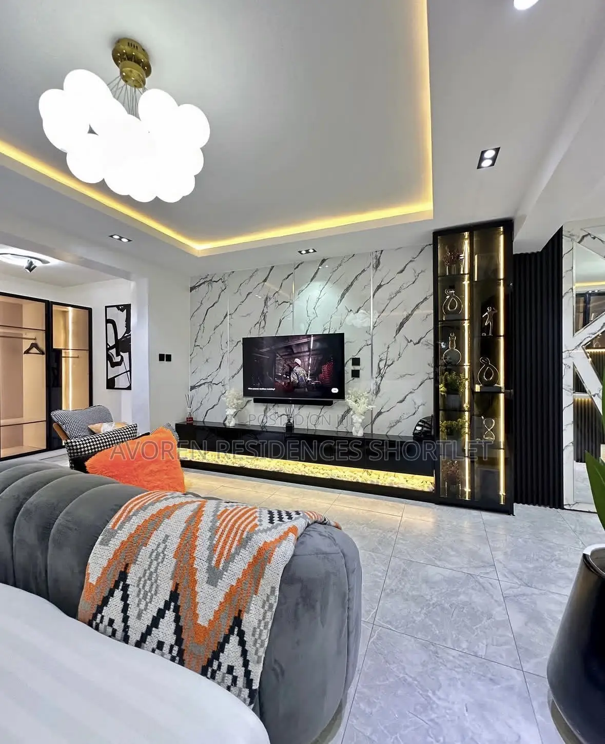 Beautiful Studio Apartment in Admiralty Way