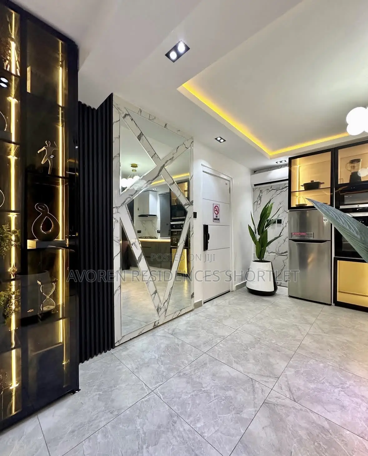 Beautiful Studio Apartment in Admiralty Way