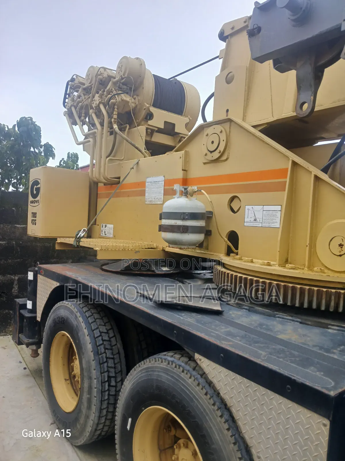 Groove Crane 475 60 Ton Capacity