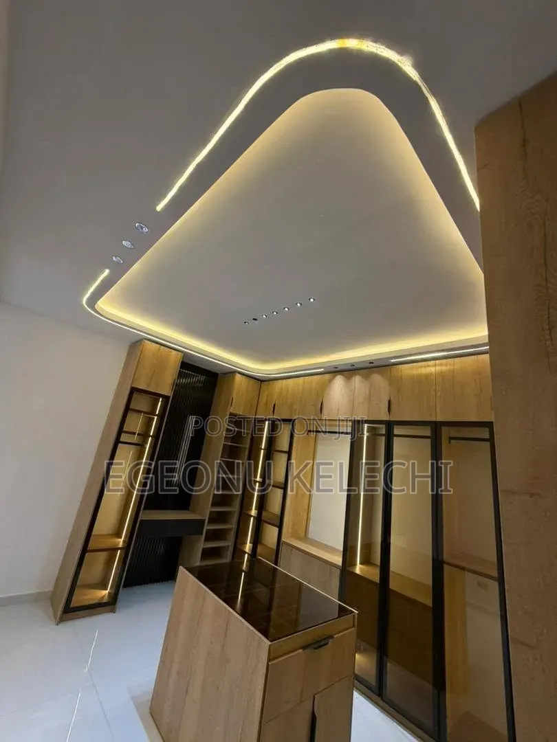 7bdrm Duplex in Guzape District for sale