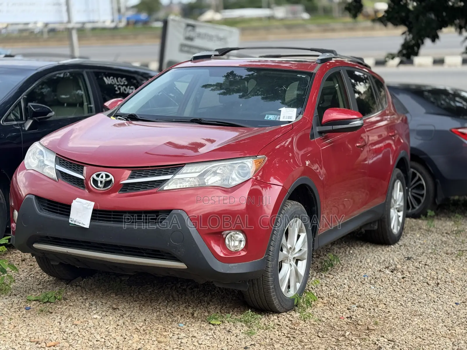 Toyota RAV4 Limited 4dr SUV AWD (2.5L 4cyl 6A) 2014 Red