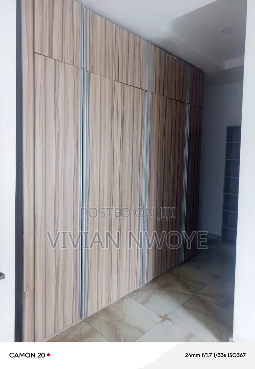 1bdrm Shared Apartment in Agungi for rent
