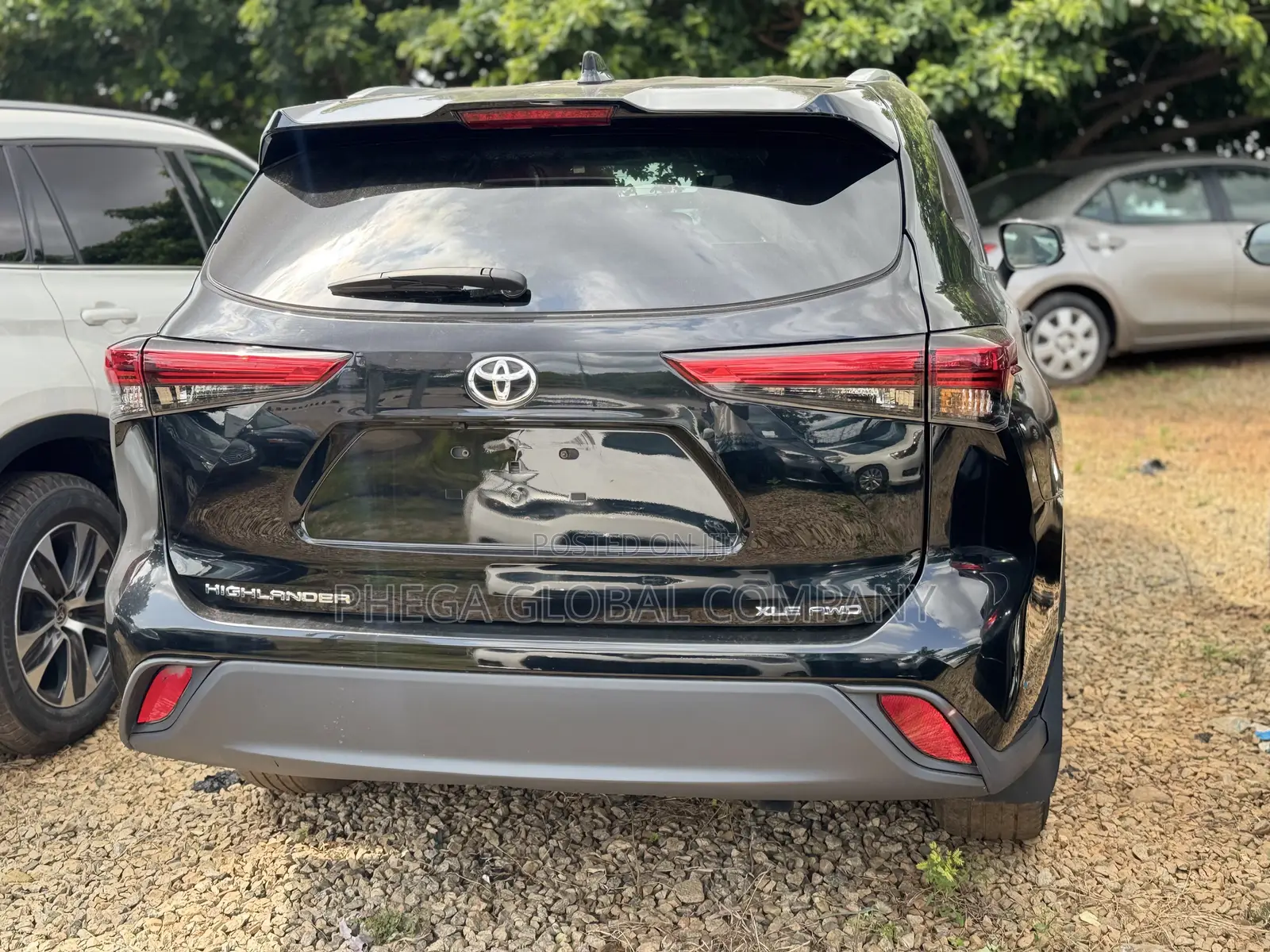Toyota Highlander XLE 2022 Black