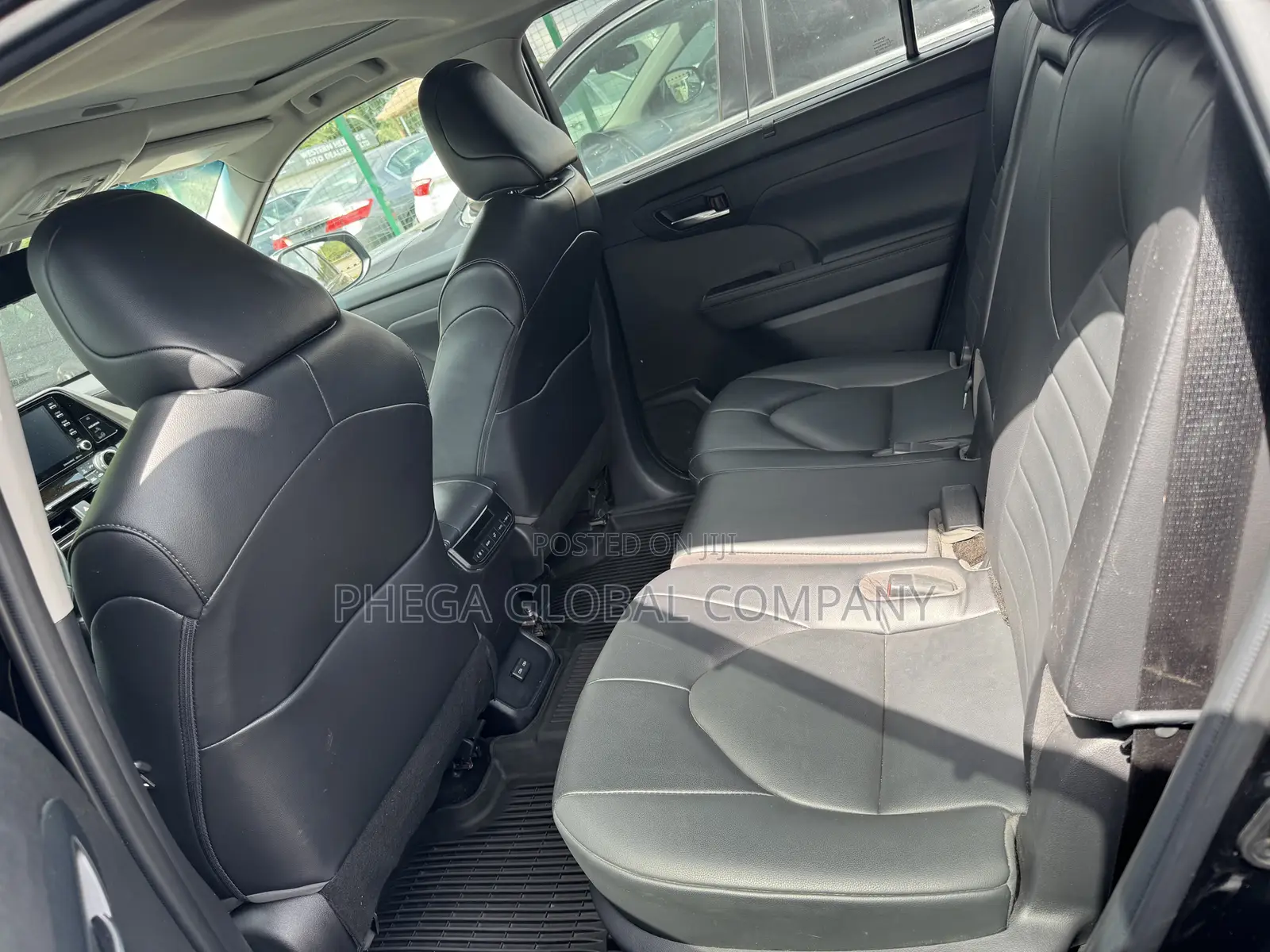 Toyota Highlander XLE 2022 Black